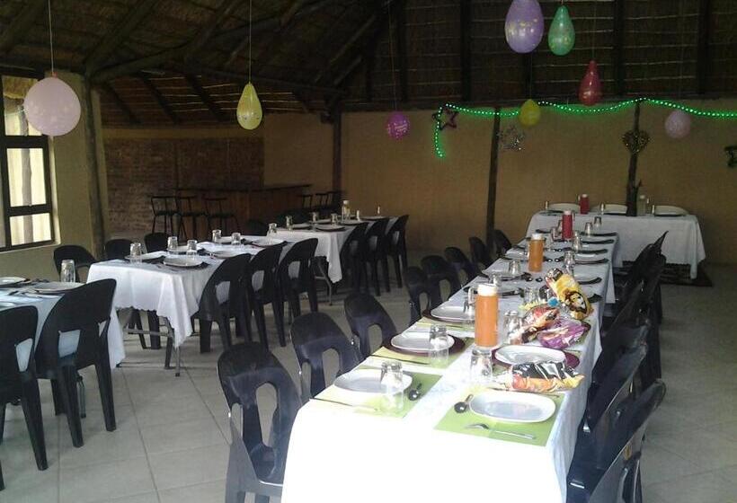 ベッドアンドブレックファースト Revival Guest House