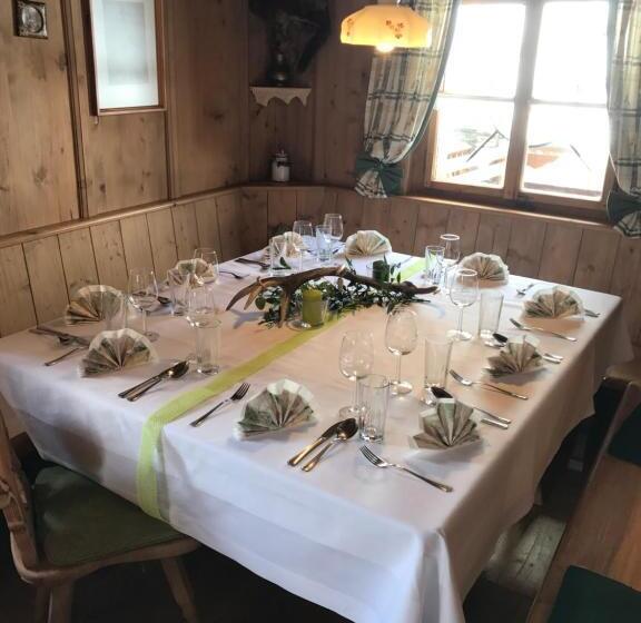 مبيت وإفطار Senninger Alm