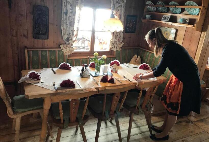 مبيت وإفطار Senninger Alm