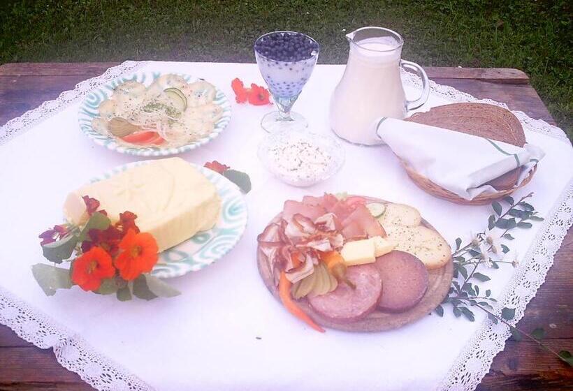 مبيت وإفطار Senninger Alm