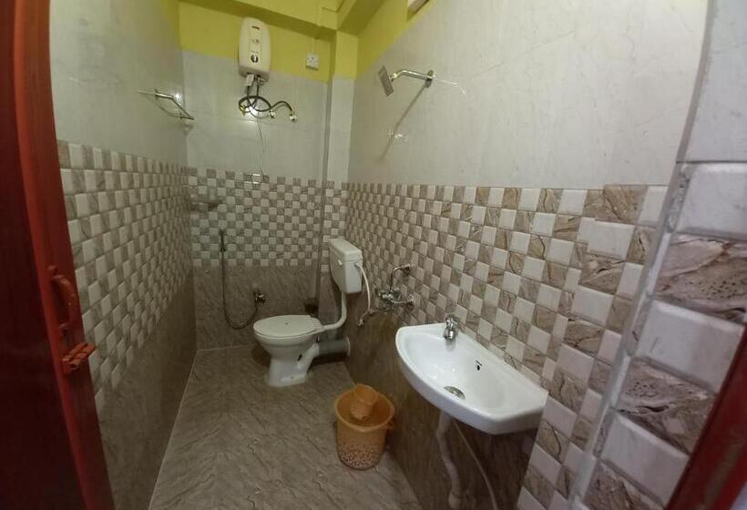 住宿加早餐  Veeras Home Stay