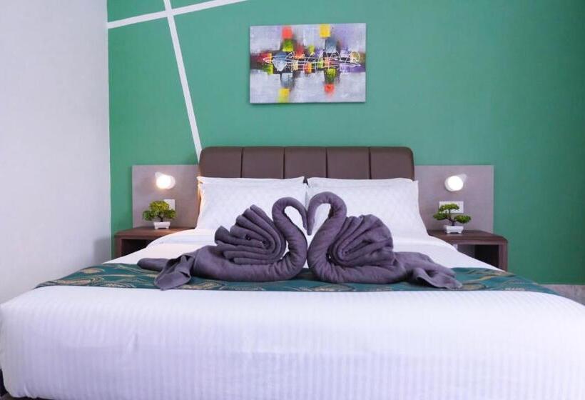 Cenang Rooms With Pool By Virgo Star Resort