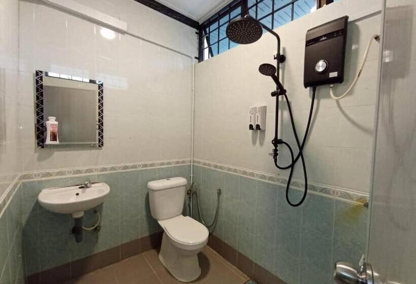 Dlayaran Hotel & Cafe