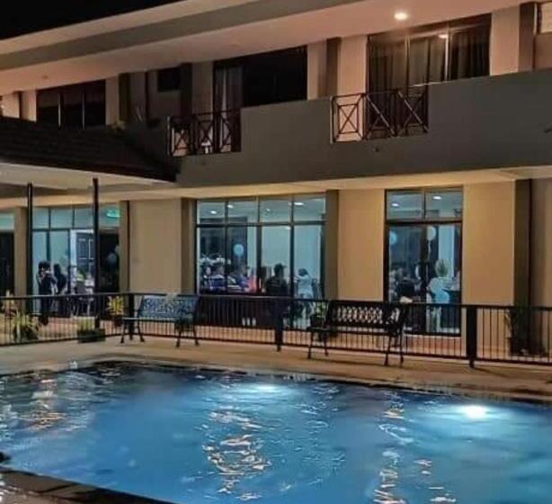 Dlayaran Hotel & Cafe