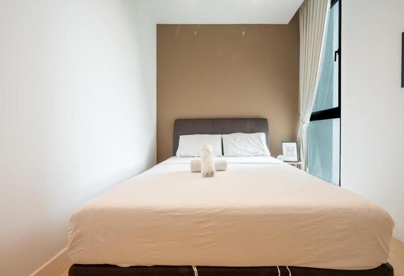 H20 Residence Ara Damansara By Airhost