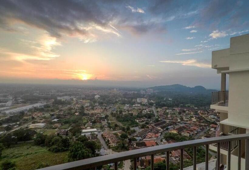 Home Away From Home In Taiping Newly Upgraded!