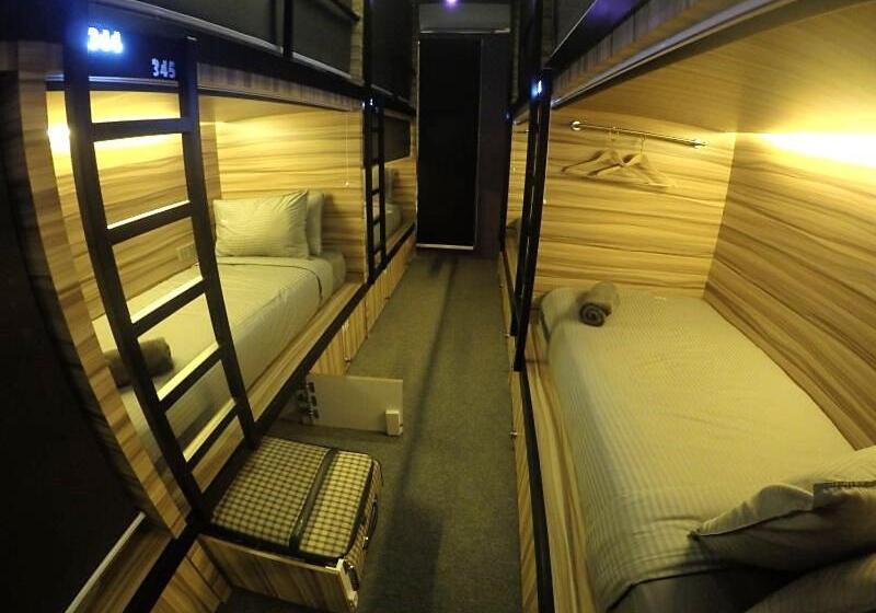 فنادق الكبسولة Herehotel Dormitory