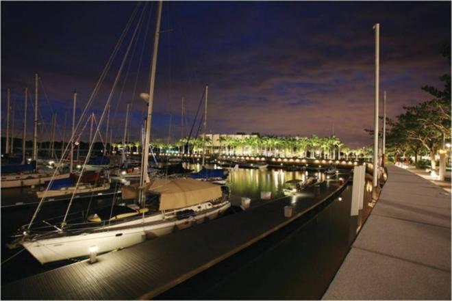 מלון כמוסות Herehotel Dormitory