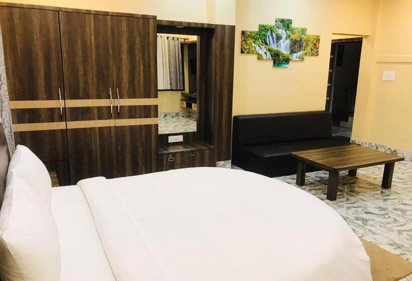 فندق Gharana Resort !! Best Family Resort Near Kolkata With Swimming Pool !!