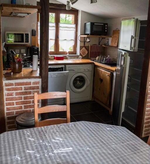 فندق Gîtes Des Ecuries De Saint Maurice