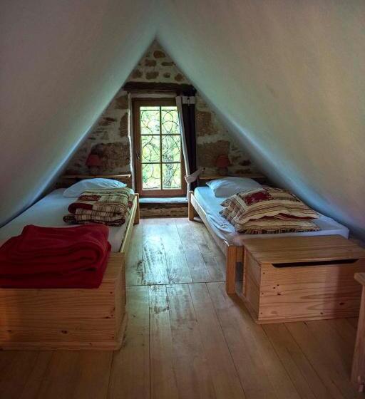 فندق Gîtes Des Ecuries De Saint Maurice