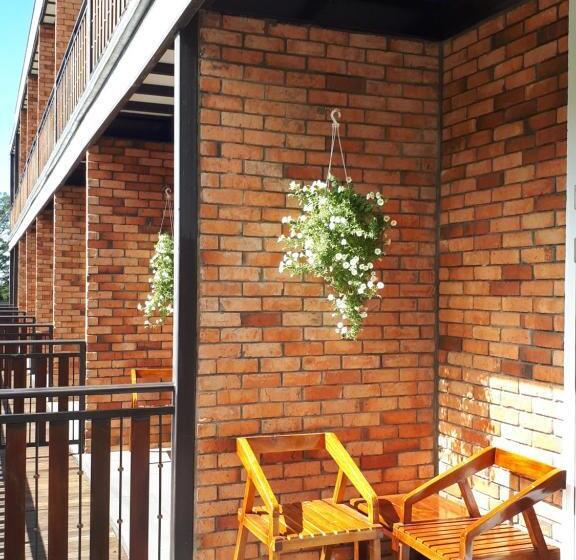 בית מלון כפרי H Benjamin Residence