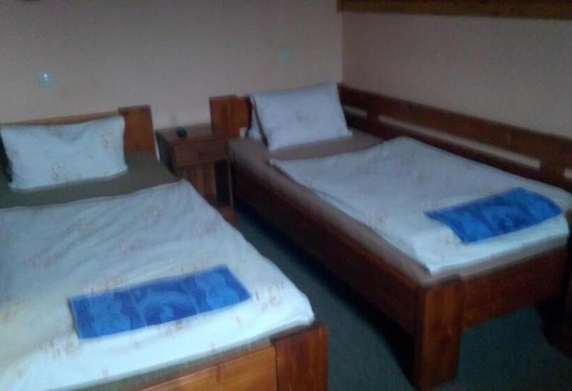 ホテル Koloniál Skalité