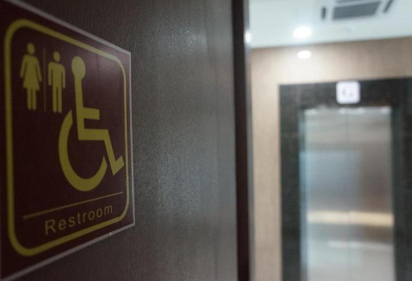 בית מלון כפרי Labuan Jati