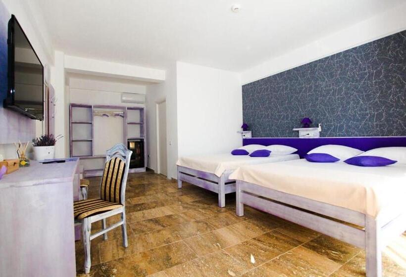 ホテル Lavender Villa