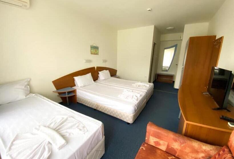 בית מלון כפרי M2