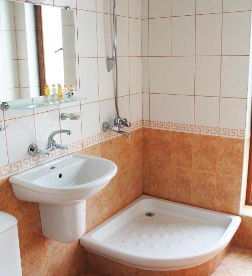 בית מלון כפרי M2