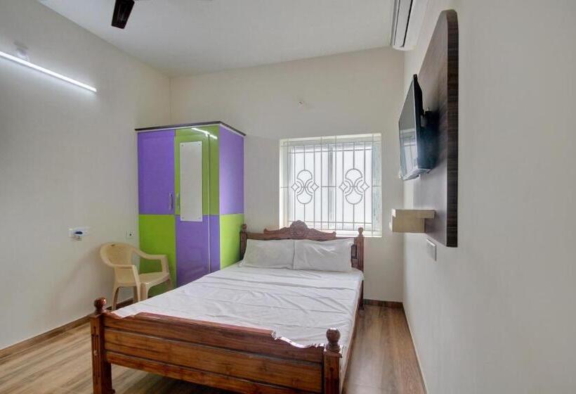 酒店 Oyo 46100 Sri Angalaparameshwari Cottage