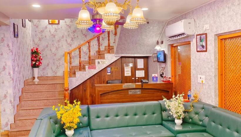 Hotel River View Resort