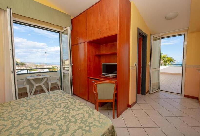 ホテル Roma Sul Mare