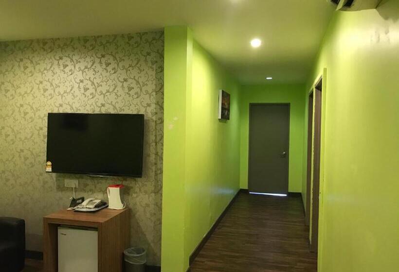 Hotel Sarikei Garden