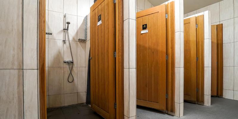 בית מלון כפרי Dog Friendly Stagecoach Glamping Pod With Hot Tub