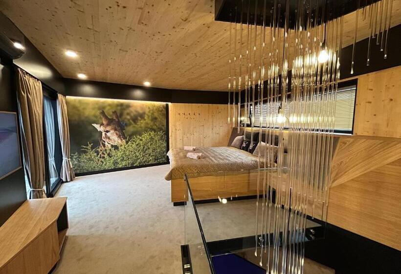 فندق Tvrz Krassa