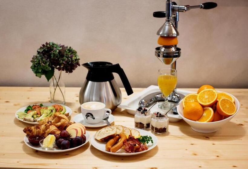 فندق Tvrz Krassa