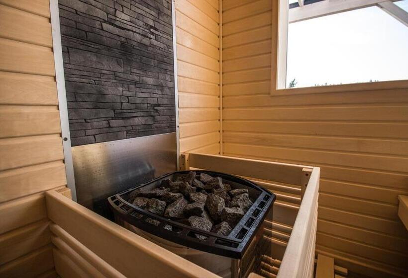 فندق Tvrz Krassa