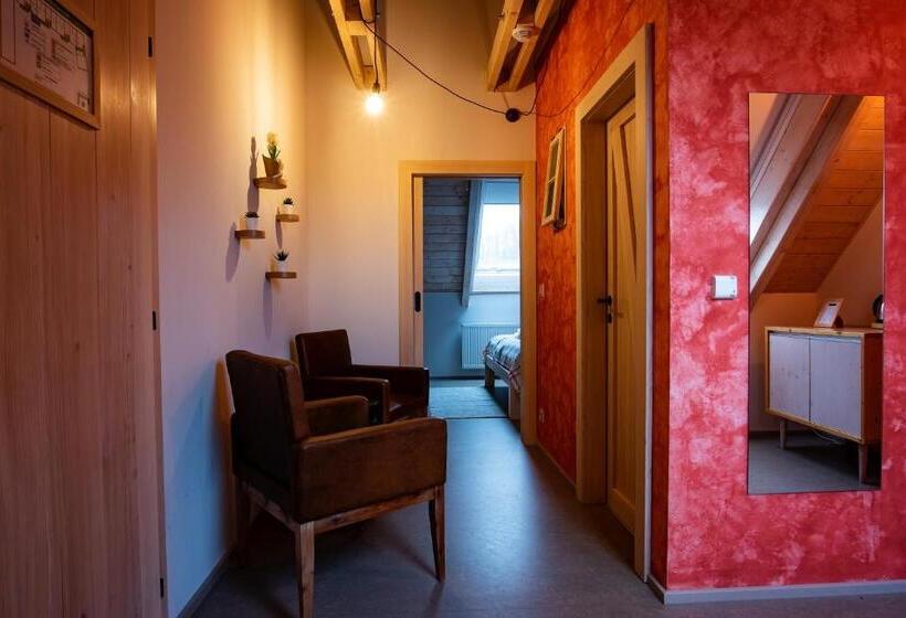 فندق Tvrz Krassa