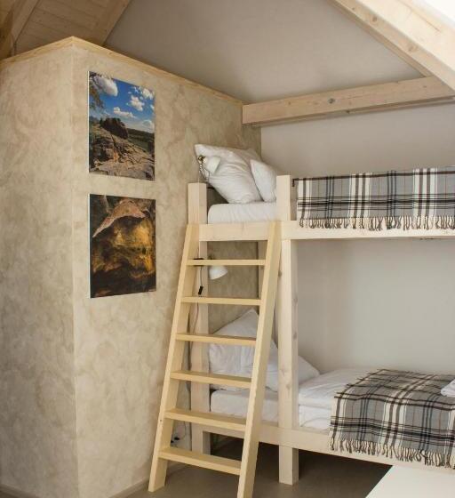 فندق Tvrz Krassa