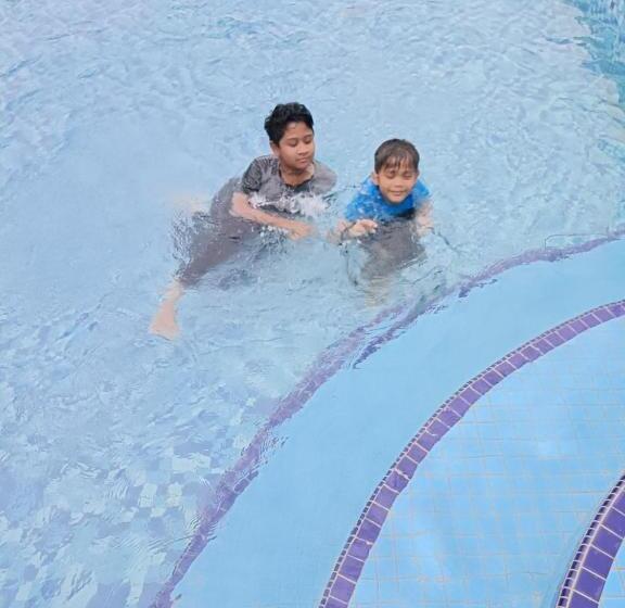 酒店 Villa Wanie Inn