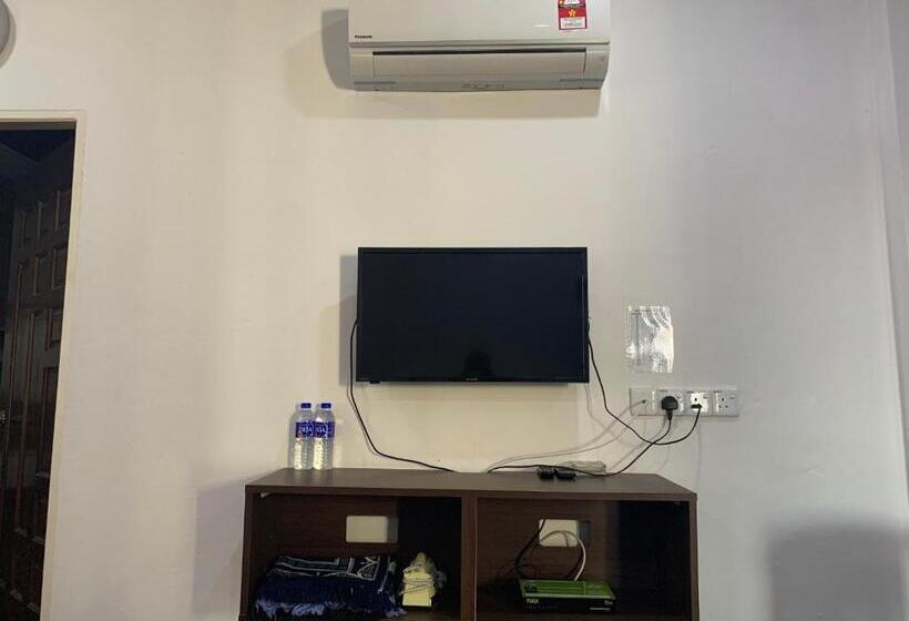 فندق Wan Danisha Villa Inn