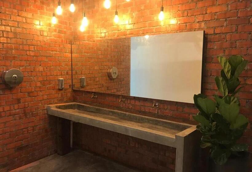 בית מלון כפרי Z