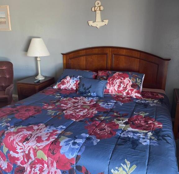 מוטל Hometown Inn