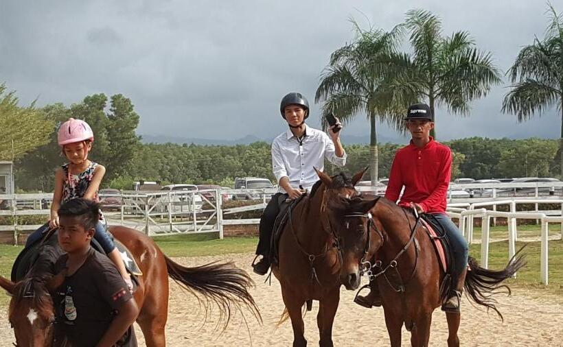 New Orchid Hotel Tuaran