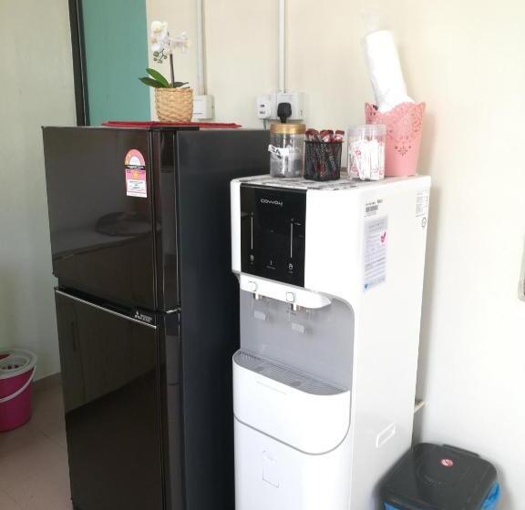 بنسيون Aban Transit House