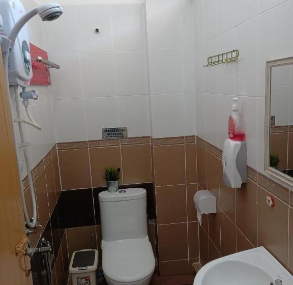 بنسيون Aban Transit House