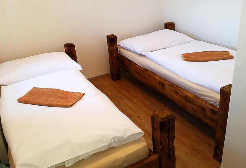 Пансион Apartmány šachty