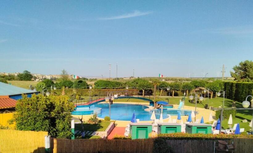 פנסיון B&b Latorraca