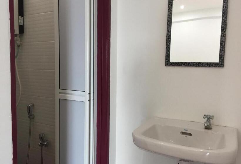 פנסיון Benuthomestay