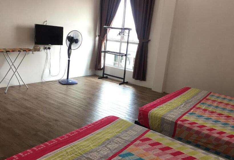 פנסיון Benuthomestay