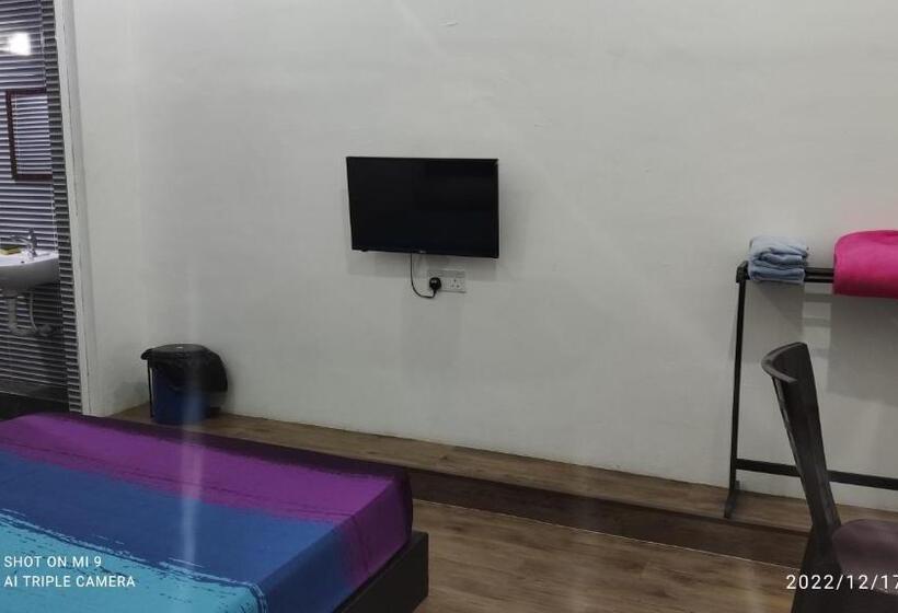 פנסיון Benuthomestay