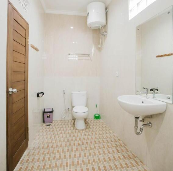 Pensjonat D Pama House By Sila Dharma Mesari