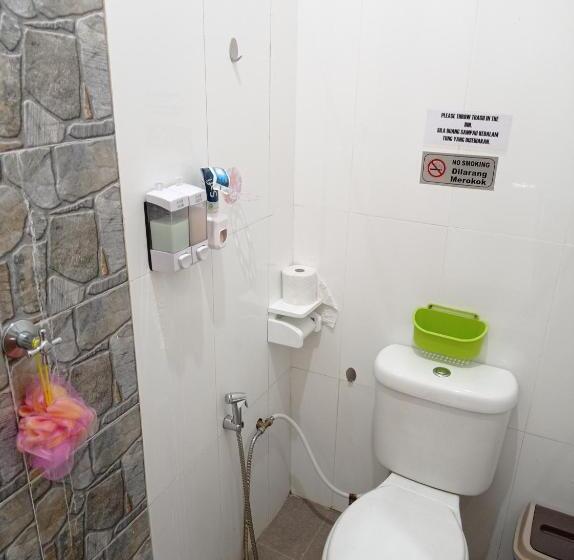 膳宿费 Desa Besut Inn