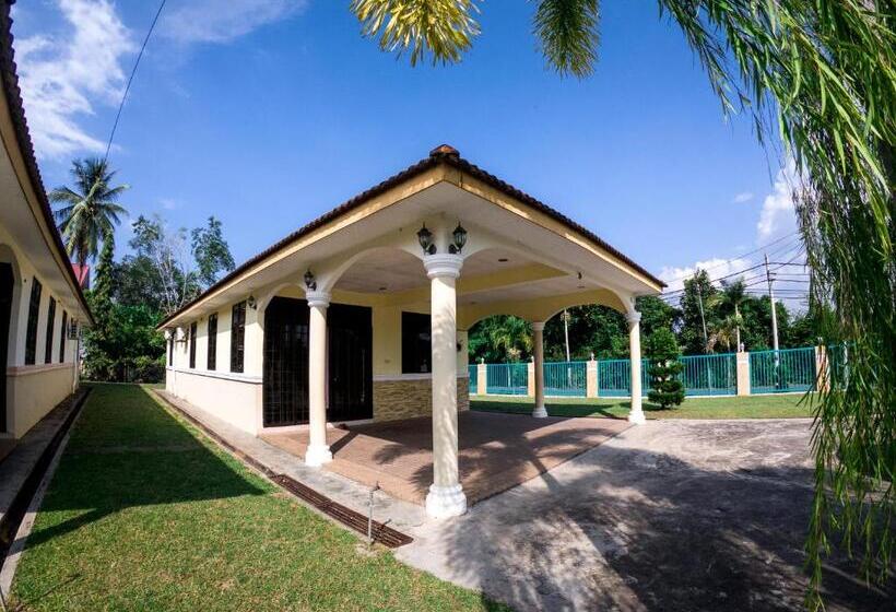 بنسيون Desa Tunjung Homestay