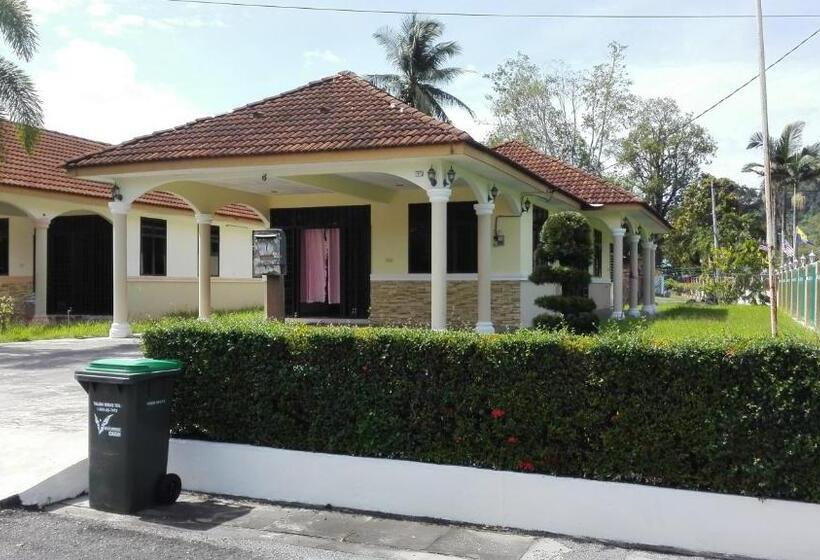 بنسيون Desa Tunjung Homestay