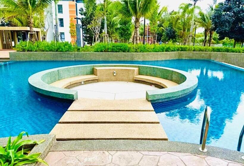 بنسيون Eyu@timurbay Seaview Residence