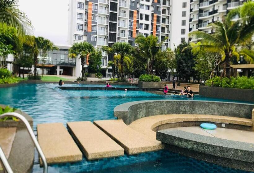 بنسيون Eyu@timurbay Seaview Residence