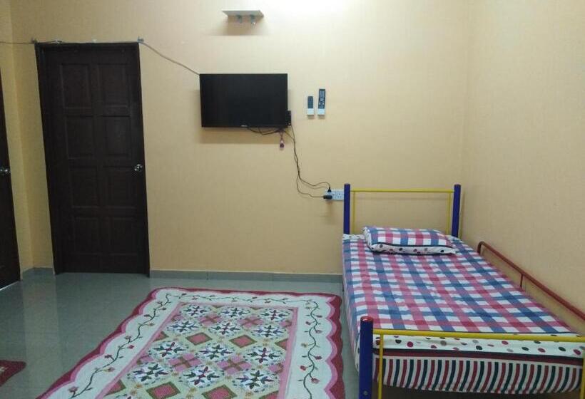 膳宿费 Homestay Teratak Umi Klang